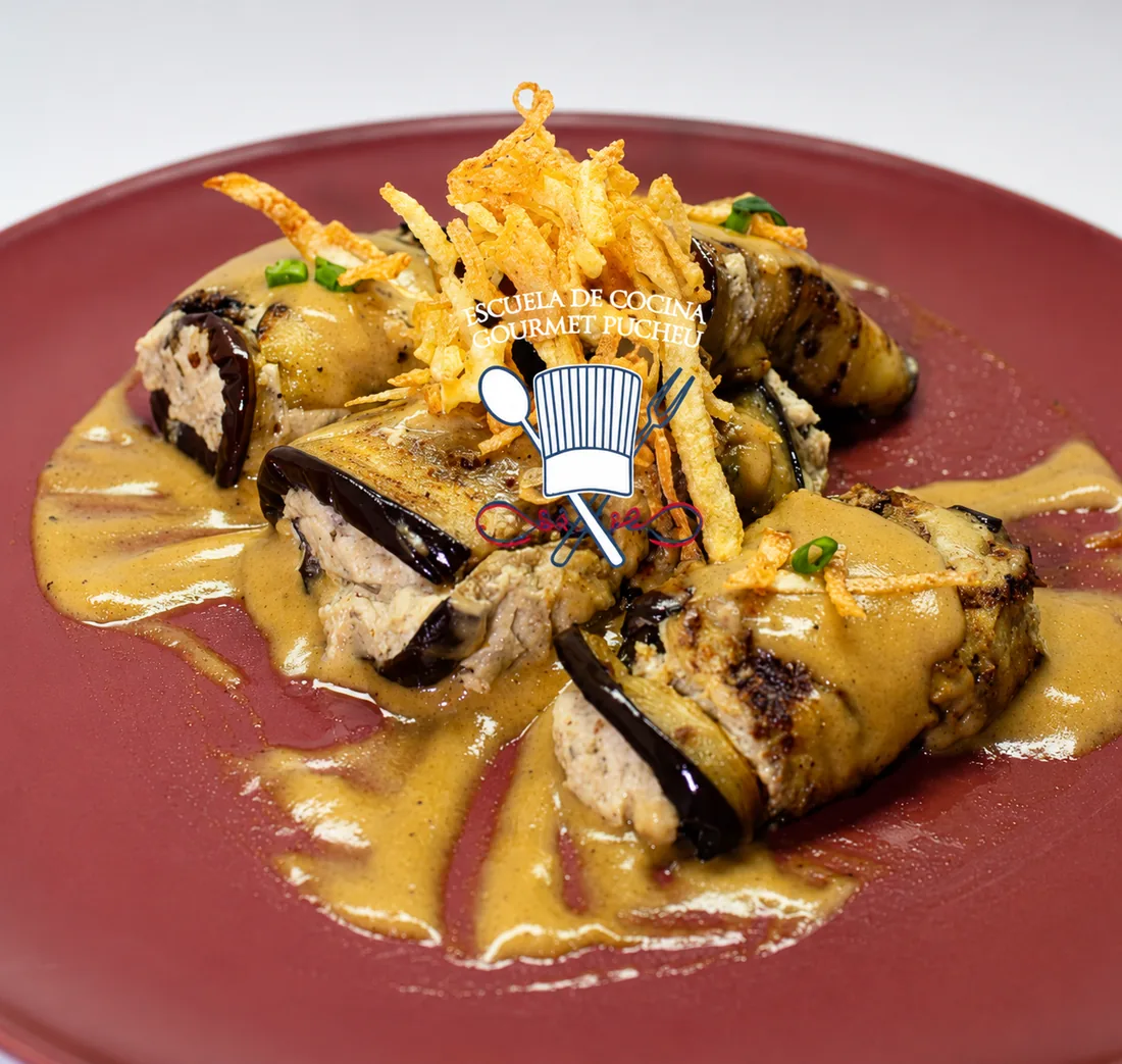 Rollitos de berenjena rellenos — plato de autor