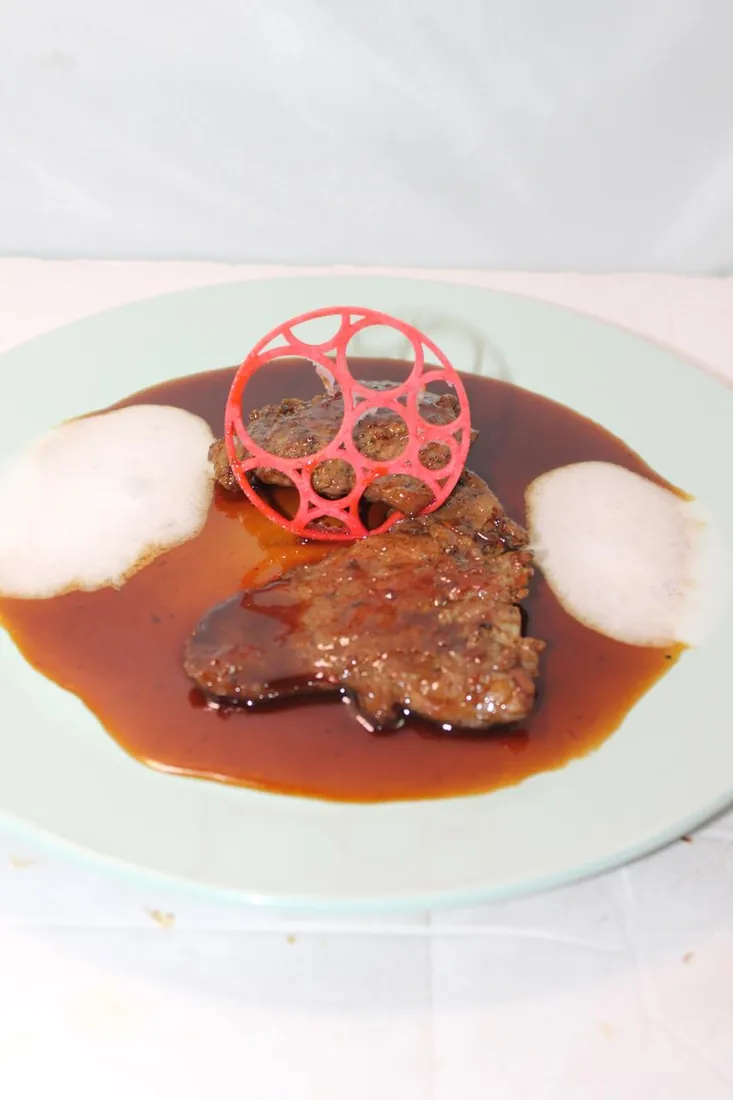 Plato de autor elaborado por estudiantes de la Escuela Gourmet Pucheu