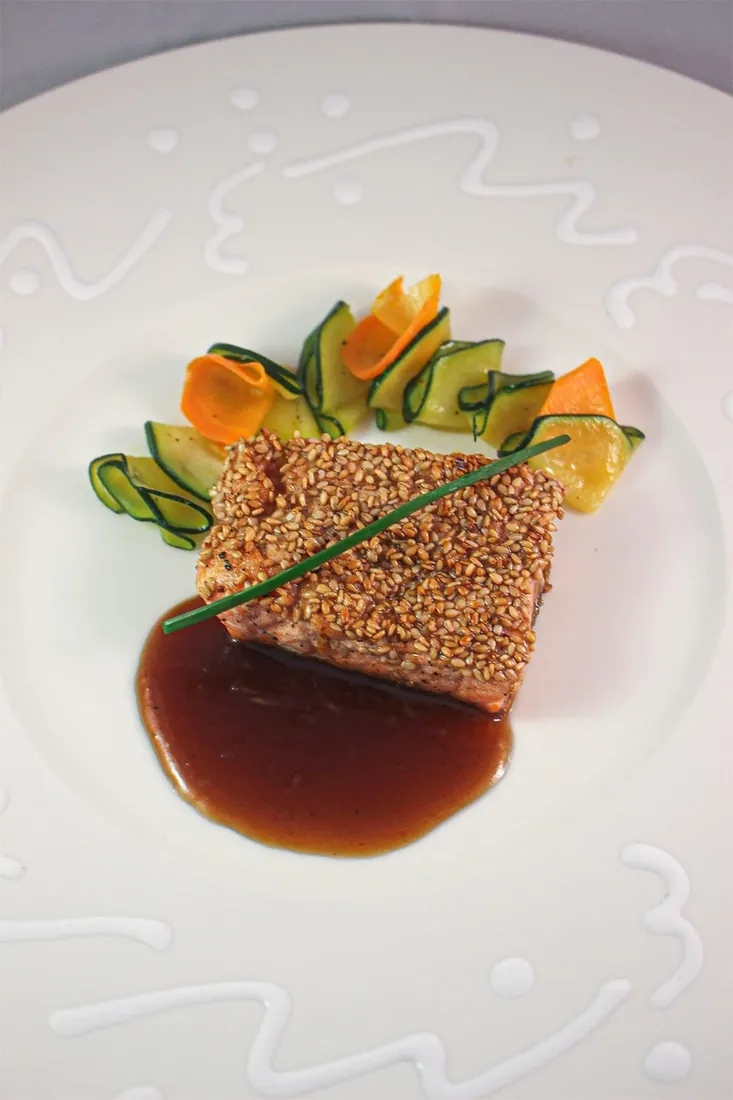 Plato de autor elaborado por estudiantes de la Escuela Gourmet Pucheu