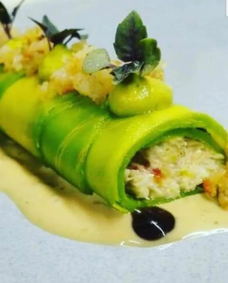 Plato de autor elaborado por estudiantes de la Escuela Gourmet Pucheu