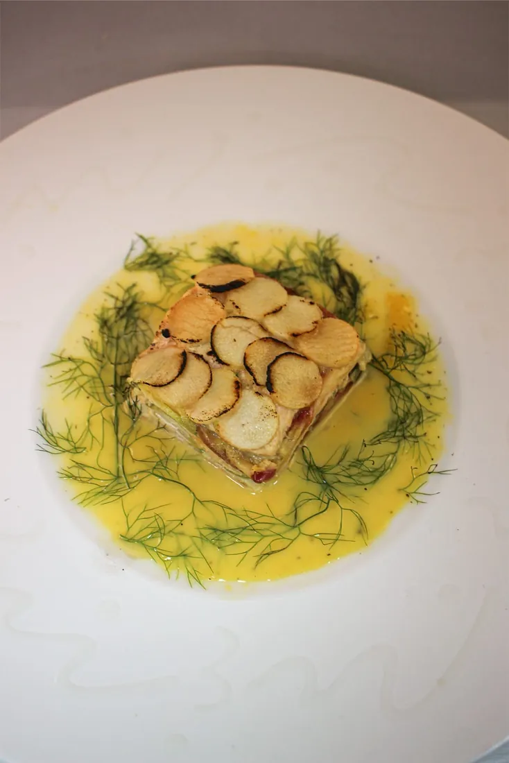 Plato de autor elaborado por estudiantes de la Escuela Gourmet Pucheu